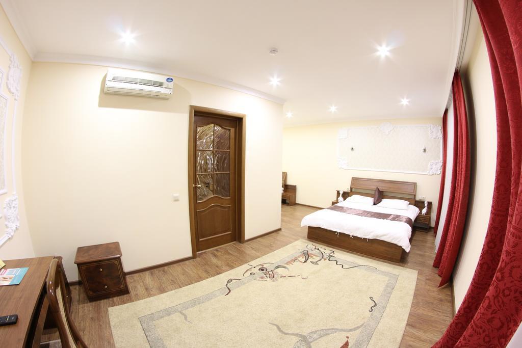 Sky Luxe Hotel Astana Chambre photo