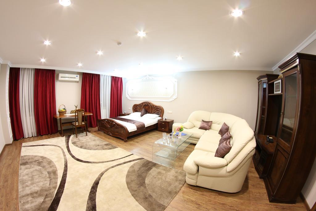 Sky Luxe Hotel Astana Chambre photo