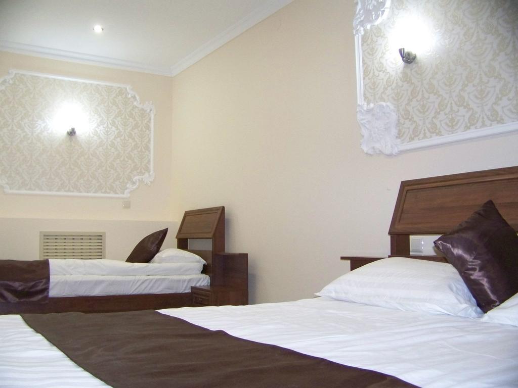 Sky Luxe Hotel Astana Extérieur photo